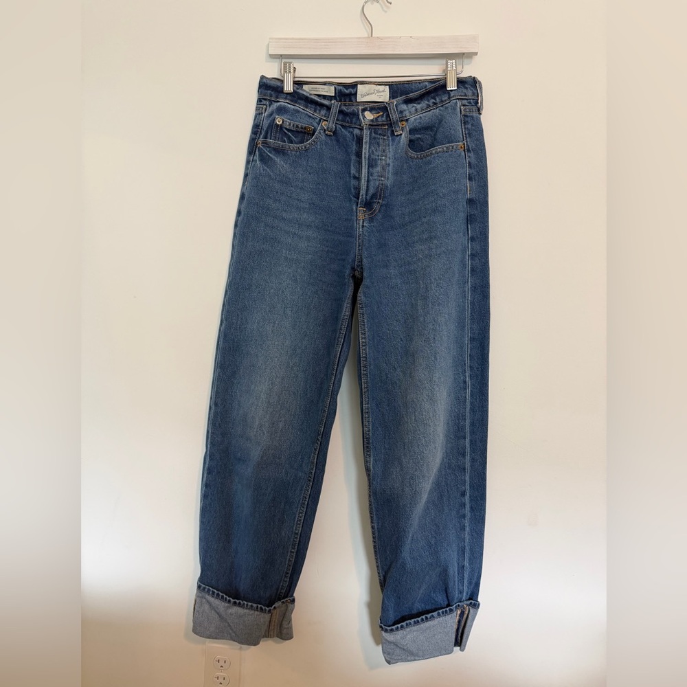Universal Thread Relaxed Blue Boyfriend Jeans